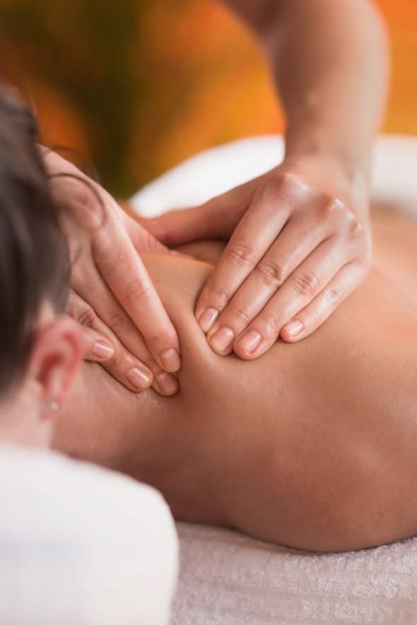 Masaje localizado en Healing Spa Barcelona